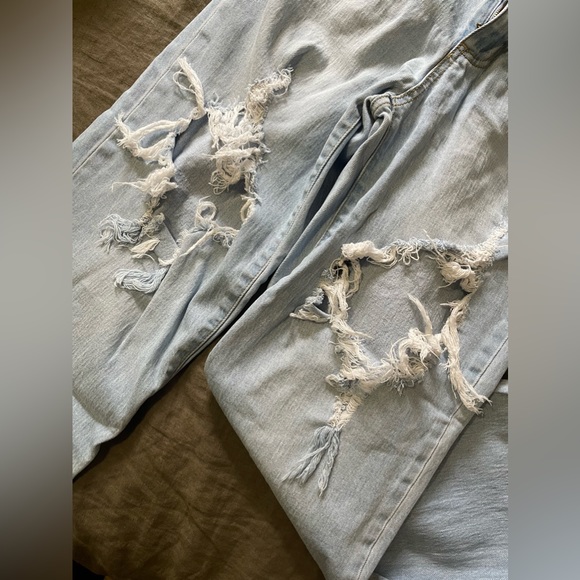 Universal Thread High Rise Jeans Size 6/28 - Picture 2 of 5